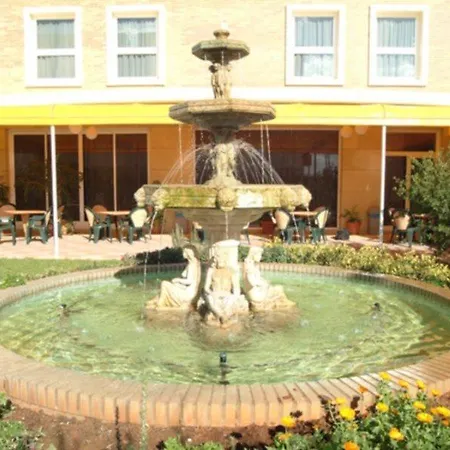 Bartos Hotel
