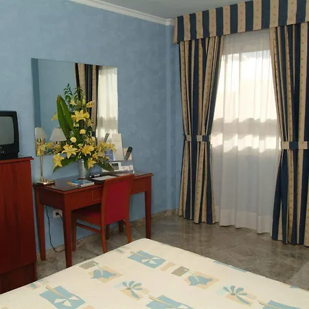 Hotel Bartos Almussafes