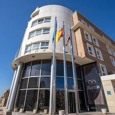 巴托斯酒店 4* 阿尔穆萨费斯