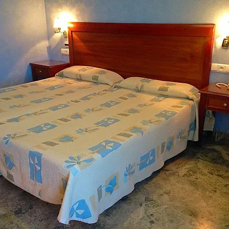 巴托斯酒店 酒店 4*